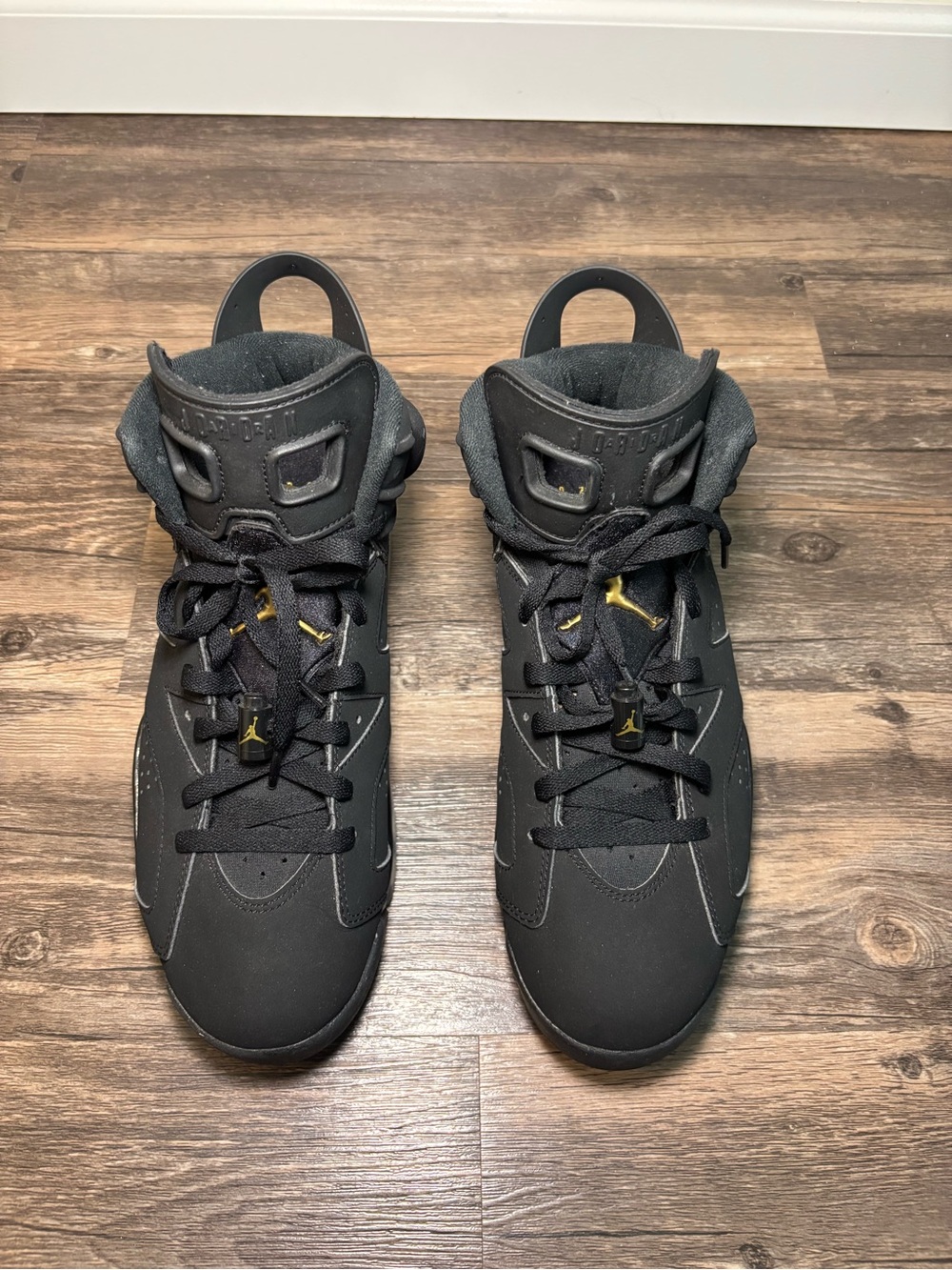 Size 10 - Jordan 6 Retro Defining Moments 2020